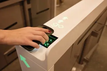 IoT enhances retail with seamless management